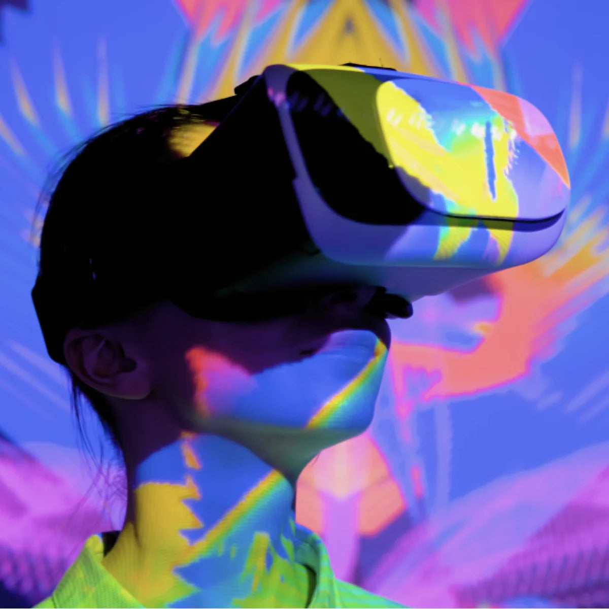 10 Creative,Productive and Cool Ways to Have Fun with a Projector