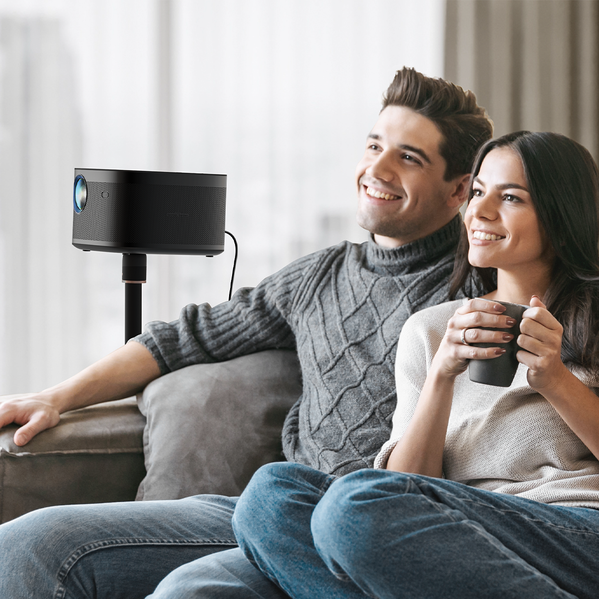 How to Set Up a Projector When Camping