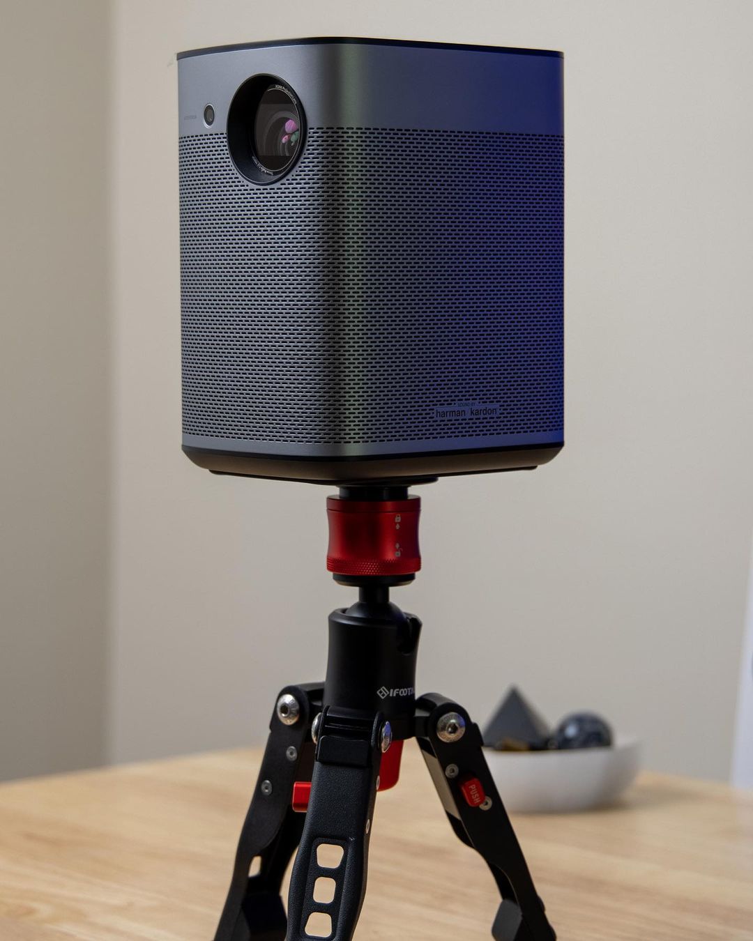 Buying The Best Projectors Within A $1000 Budget